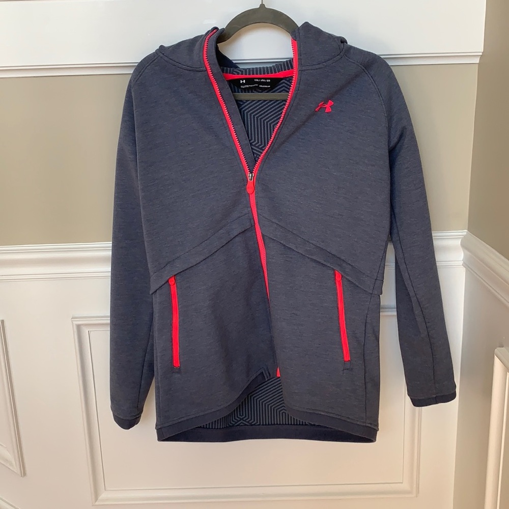 Under armor zip up